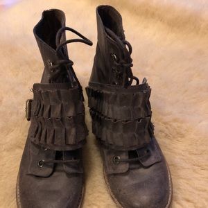 handmaid's tale boots steve madden